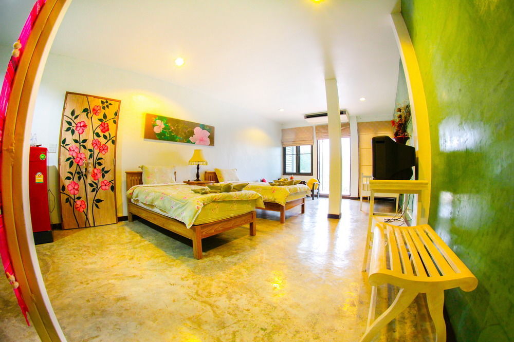 Baan Saleepai Hotel Bagian luar foto